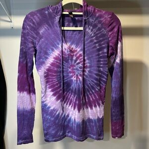 Tie dye long sleeve hooded tshirt.